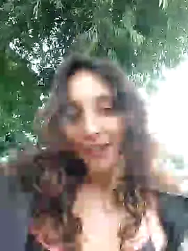 Snapshot of _Laary chatting on 01-16-25, 08:25  Laary online show from 01-16-25, 08:25