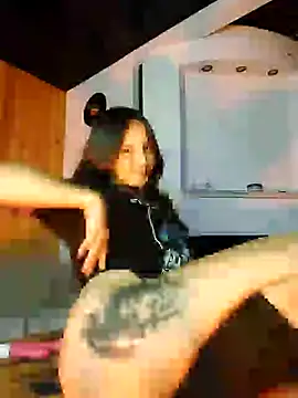 Snapshot of _Laary chatting on 01-17-25, 08:55  Laary online show from 01-17-25, 08:55