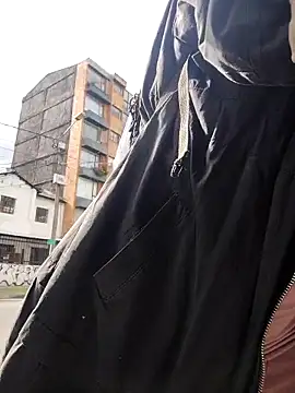 Snapshot of _Laary chatting on 09-08-25, 08:41  Laary online show from 09-08-25, 08:41