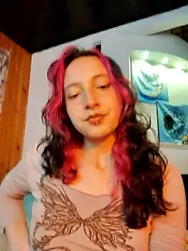 Snapshot of _Laary chatting on 09-23-25, 08:45  Laary online show from 09-23-25, 08:45