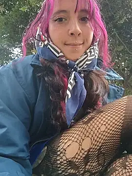 Snapshot of _Laary chatting on 02-05-26, 08:35 Laary online show from 02-05-26, 08:35