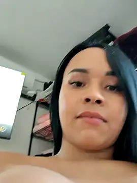 LindaGarcia22 online show from 12-15-24, 08:36