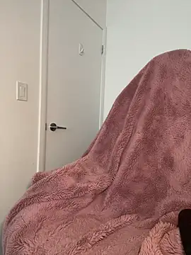 Snapshot of katyaaxo chatting on 03-02-25, 07:56 katyaaxo online show from 03-02-25, 07:56