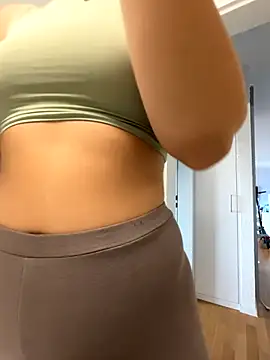 TheCinderella online show from 09-10-25, 03:12