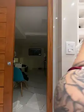 Snapshot of TheCinderella chatting on 02-22-26, 11:14 TheCinderella online show from 02-22-26, 11:14