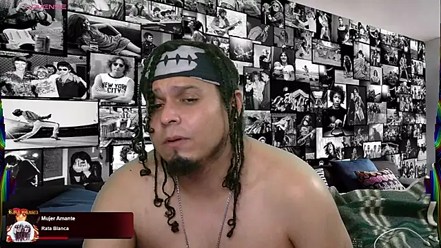 Snapshot of chino_roz chatting on 02-15-25, 10:22 chino roz online show from 02-15-25, 10:22