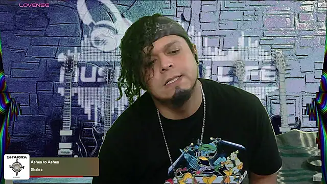 Snapshot of chino_roz chatting on 02-16-25, 06:43 chino roz online show from 02-16-25, 06:43