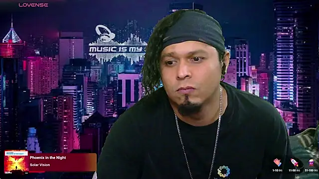 Snapshot of chino_roz chatting on 02-24-25, 09:10 chino roz online show from 02-24-25, 09:10