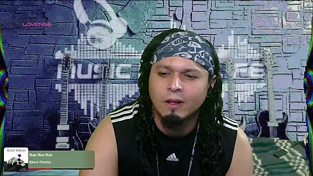 Snapshot of chino_roz chatting on 03-02-25, 08:27 chino roz online show from 03-02-25, 08:27