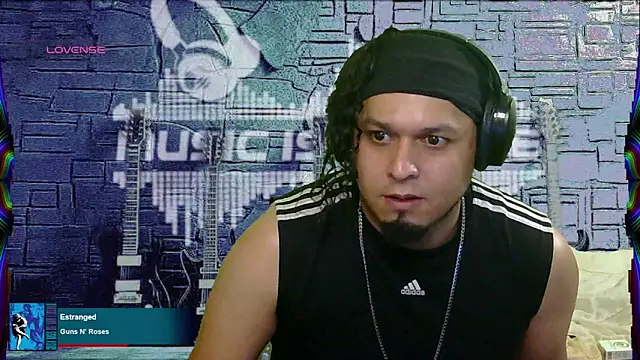 Snapshot of chino_roz chatting on 03-10-25, 12:48 chino roz online show from 03-10-25, 12:48