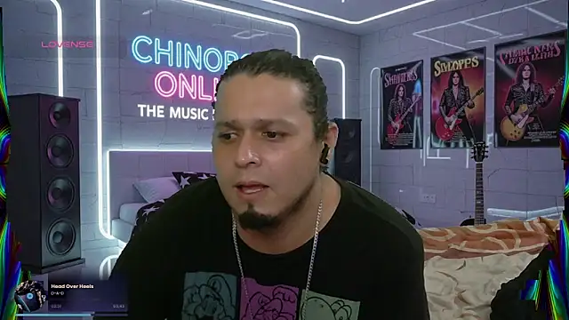 Snapshot of chino_roz chatting on 09-24-25, 06:44 chino roz online show from 09-24-25, 06:44