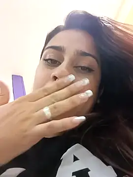 Latina sexy1 online show from 03-20-25, 09:46