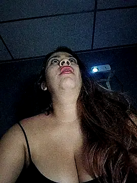 Latina sexy1 online show from 09-28-25, 03:12