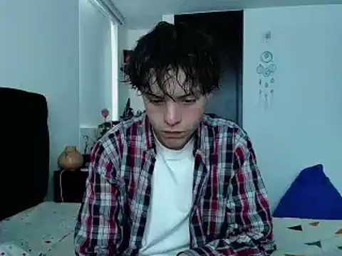 Snapshot of Santiago_kiler chatting on 12-20-24, 08:12 Santiago kiler online show from 12-20-24, 08:12