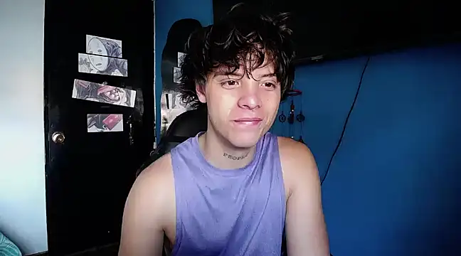 Snapshot of Santiago_kiler chatting on 01-09-25, 02:40 Santiago kiler online show from 01-09-25, 02:40
