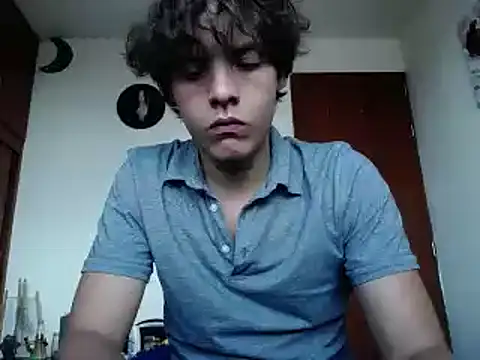 Snapshot of Santiago_kiler chatting on 01-13-25, 07:42 Santiago kiler online show from 01-13-25, 07:42