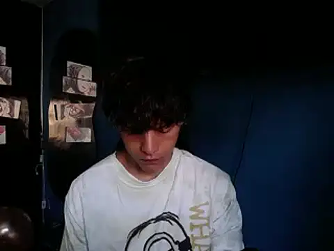 Snapshot of Santiago_kiler chatting on 01-15-25, 02:02 Santiago kiler online show from 01-15-25, 02:02