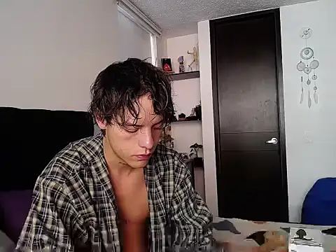 Snapshot of Santiago_kiler chatting on 01-16-25, 01:47 Santiago kiler online show from 01-16-25, 01:47