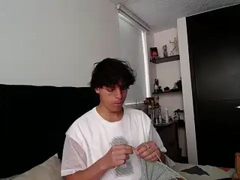 Snapshot of Santiago_kiler chatting on 01-17-25, 04:26 Santiago kiler online show from 01-17-25, 04:26