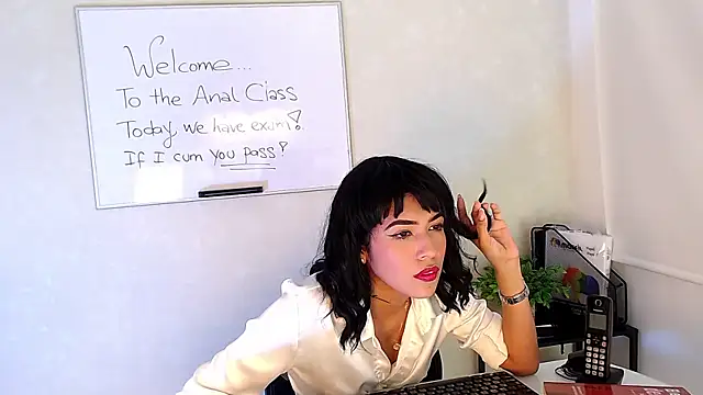 Snapshot of Sassy--Girl chatting on 01-17-25, 07:49 Sassy--Girl online show from 01-17-25, 07:49