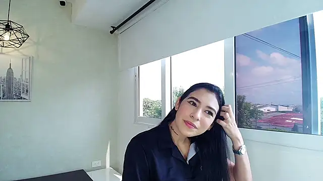 Snapshot of Sassy--Girl chatting on 11-11-25, 06:08 Sassy--Girl online show from 11-11-25, 06:08