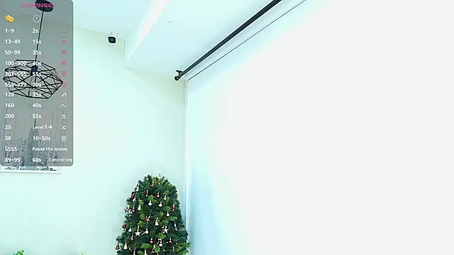 Snapshot of Sassy--Girl chatting on 11-24-25, 09:58 Sassy--Girl online show from 11-24-25, 09:58