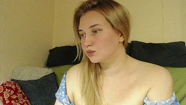 mmmPinUpGirl online show from 10-17-25, 04:20