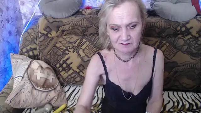 Snapshot of MissBekker chatting on 01-30-25, 06:21 MissBekker online show from 01-30-25, 06:21