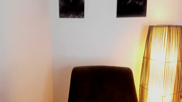 Snapshot of AlexRivera6 chatting on 10-01-25, 11:38 AlexRivera6 online show from 10-01-25, 11:38