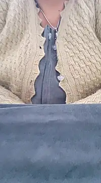 Snapshot of Kavya_XX chatting on 01-16-25, 04:18 Kavya XX online show from 01-16-25, 04:18