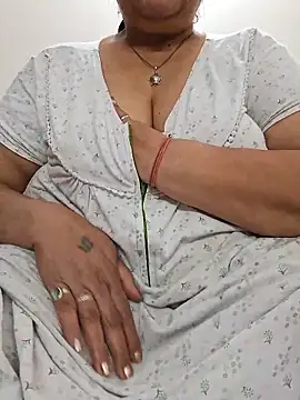 Snapshot of Kavya_XX chatting on 03-08-25, 06:26 Kavya XX online show from 03-08-25, 06:26