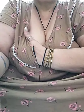 Snapshot of Kavya_XX chatting on 09-21-25, 09:55 Kavya XX online show from 09-21-25, 09:55