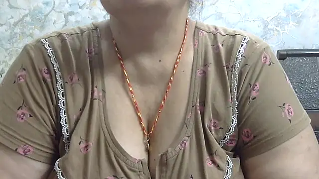 Snapshot of Kavya_XX chatting on 09-30-25, 07:52 Kavya XX online show from 09-30-25, 07:52