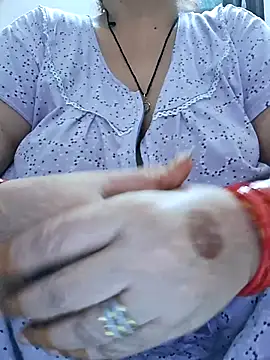 Snapshot of Kavya_XX chatting on 10-05-25, 04:38 Kavya XX online show from 10-05-25, 04:38