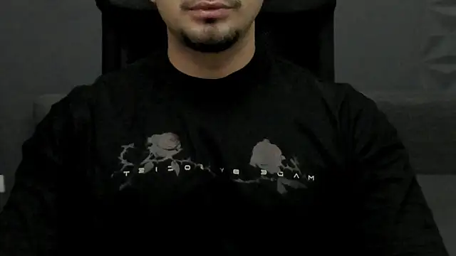 TonyWilcox online show from 12-19-25, 06:20