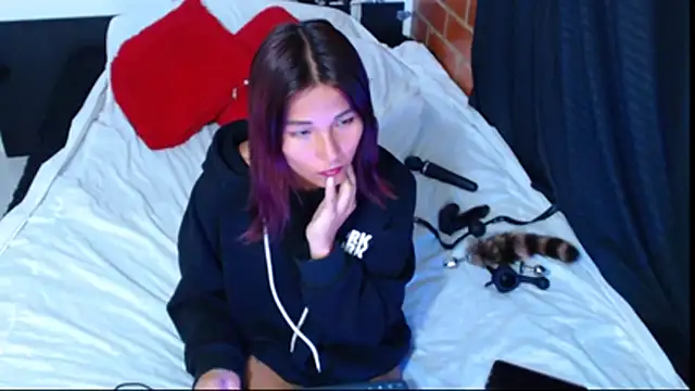 Sofynix online show from 12-16-25, 09:42