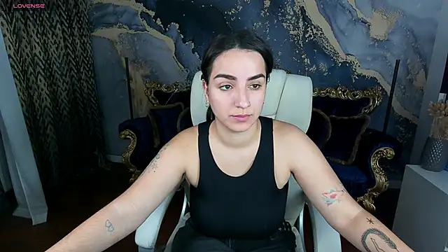 Daphne Moss online show from 03-14-25, 01:57