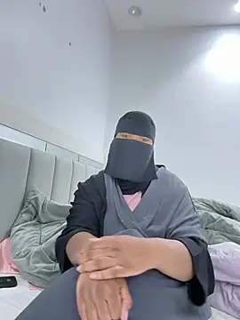 Submissive Arab online show from 12-15-24, 03:53