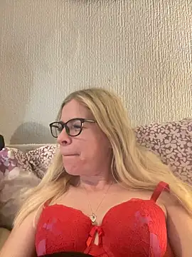 Snapshot of jayjencam chatting on 09-19-25, 08:53 jayjencam online show from 09-19-25, 08:53