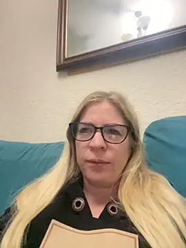 Snapshot of jayjencam chatting on 10-09-25, 10:19 jayjencam online show from 10-09-25, 10:19