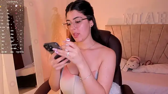  Niah  online show from 03-07-25, 12:26