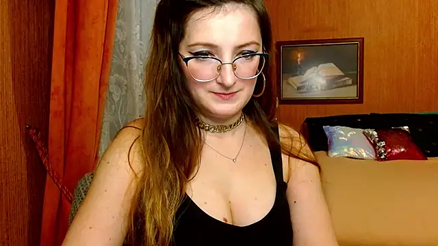 Snapshot of Arielsssplash chatting on 12-23-24, 02:50 Arielsssplash online show from 12-23-24, 02:50