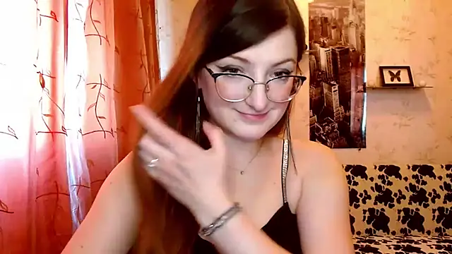 Snapshot of Arielsssplash chatting on 02-13-25, 11:06 Arielsssplash online show from 02-13-25, 11:06