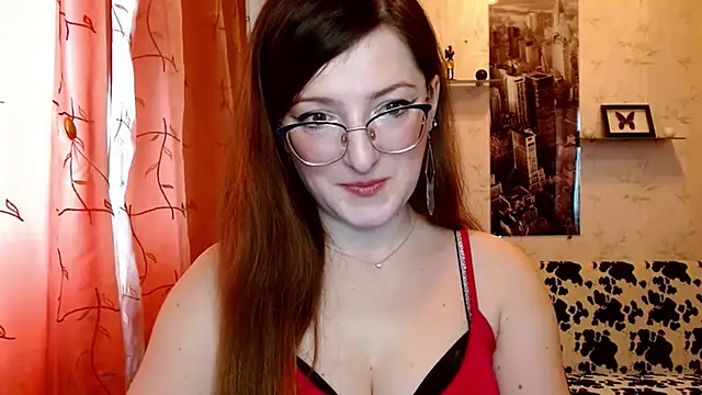 Snapshot of Arielsssplash chatting on 02-14-25, 07:59 Arielsssplash online show from 02-14-25, 07:59