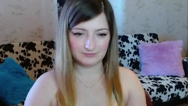 Snapshot of Arielsssplash chatting on 09-26-25, 07:34 Arielsssplash online show from 09-26-25, 07:34