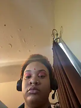 Snapshot of nickytheehawtie chatting on 02-15-26, 09:00 nickytheehawtie online show from 02-15-26, 09:00