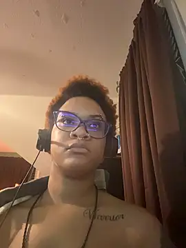 Snapshot of nickytheehawtie chatting on 02-28-26, 08:37 nickytheehawtie online show from 02-28-26, 08:37