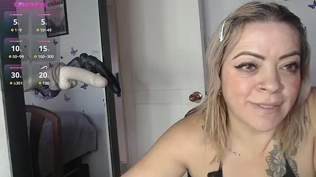 Snapshot of LIila28six chatting on 01-29-25, 12:56 LIila28six online show from 01-29-25, 12:56