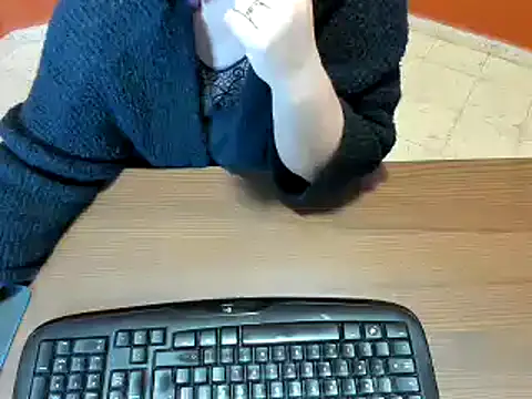 NikkiHolland online show from 12-31-24, 08:48