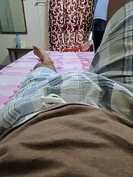 Snapshot of Pink_head_dick chatting on 10-03-25, 03:14 Pink head dick online show from 10-03-25, 03:14